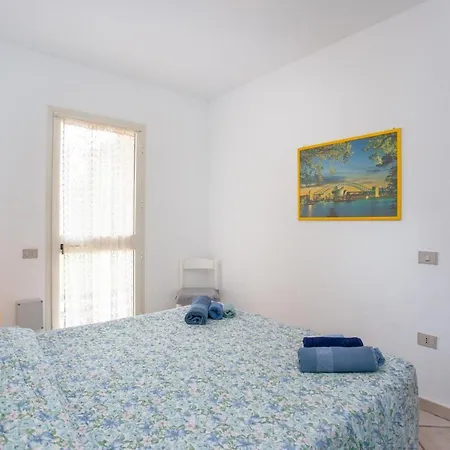 Le Colonnine Feriehus San Teodoro (Sardinia)