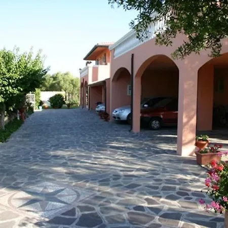 Сasa de vacaciones Le Colonnine San Teodoro (Sardinia)