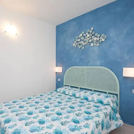 Сasa de vacaciones Le Colonnine San Teodoro (Sardinia)